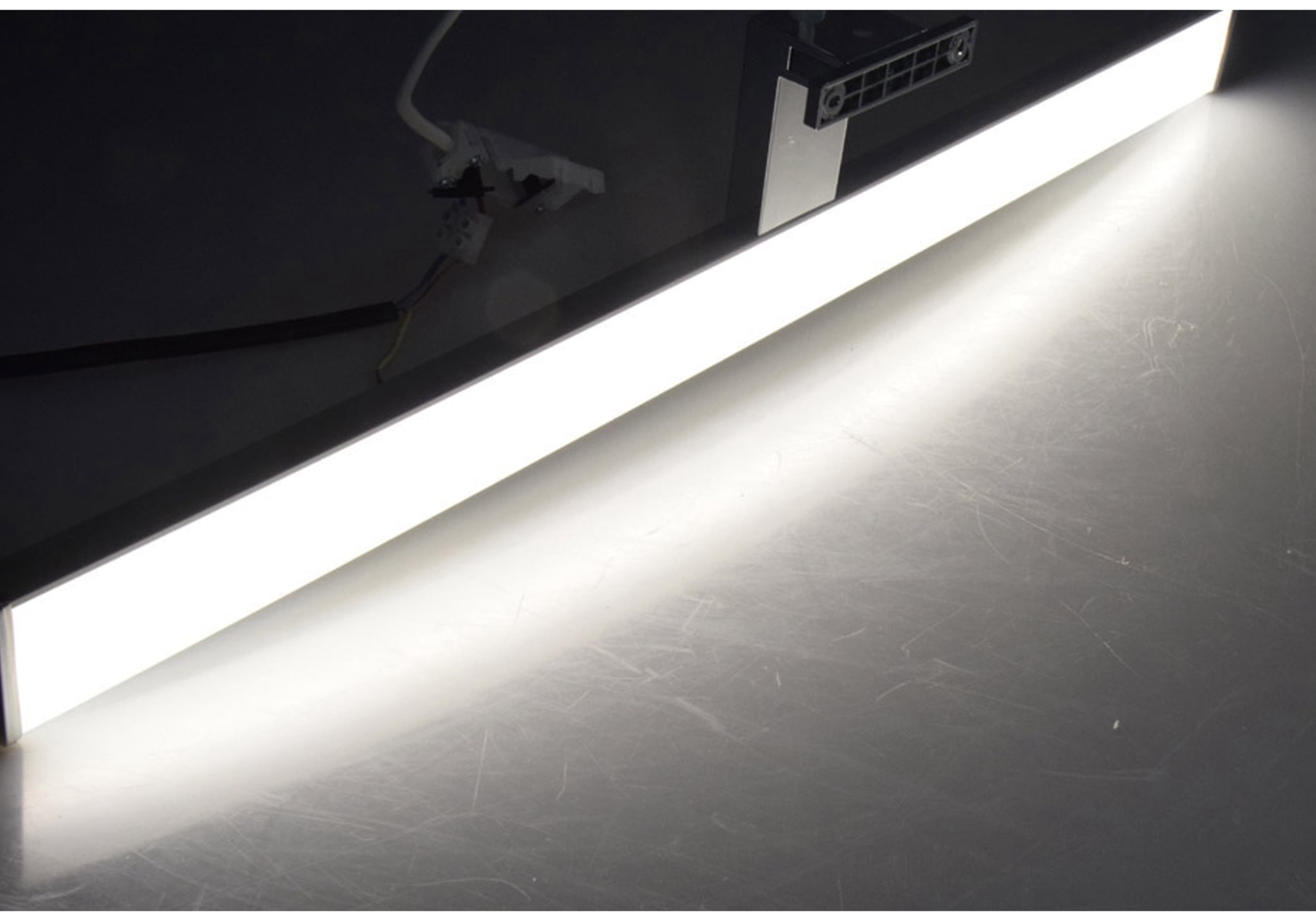 CHILITEC LED-Spiegelleuchte “Banho 15W“, 230V, 15W, 1200lm, 780 mm, 4000K