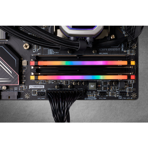 CORSAIR Arbeitsspeicher Vengeance RGB PRO, DDR4, 16 GB