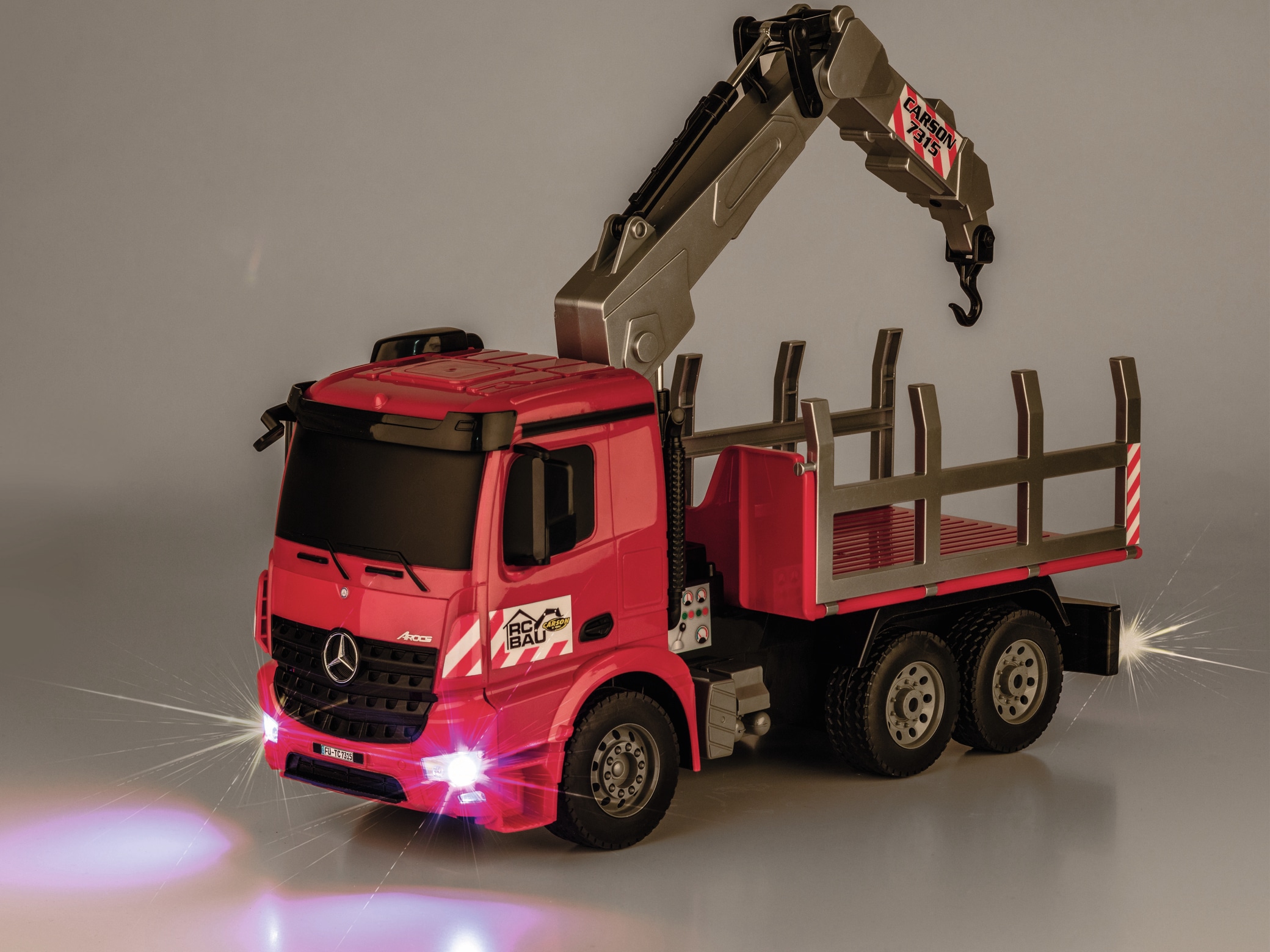 CARSON 1:20 MB Arocs Holztransporter 100% RTR