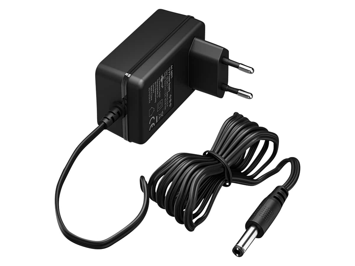 GOOBAY Universal-Netzteil 64975, 12 V-/1 A, 18 W, 5,5x2,1 mm, schwarz